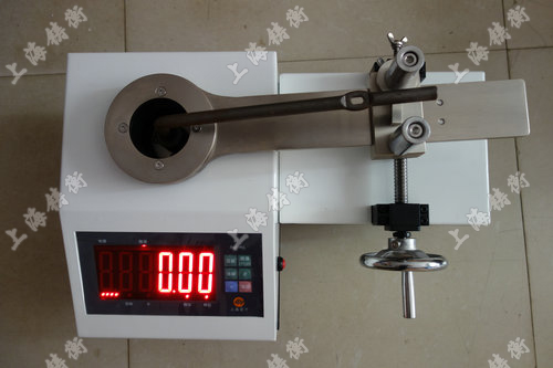 扭力扳手測(cè)量?jī)x圖片
